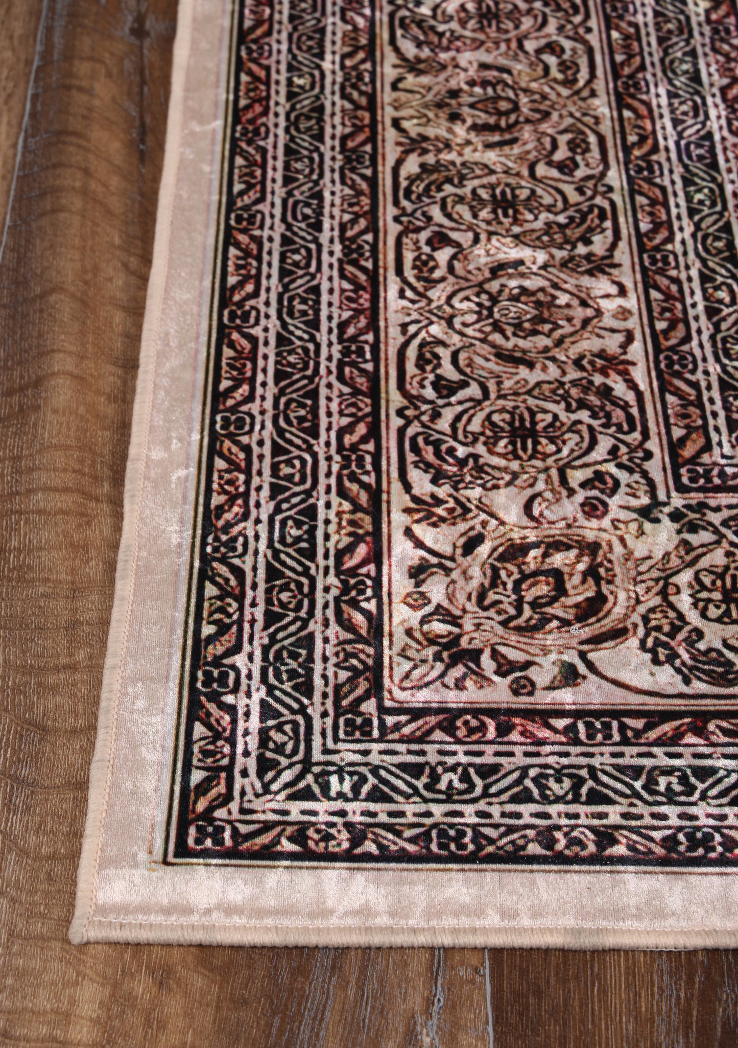 Valencia Medallion Red Non-Slip Rug - ANGE04