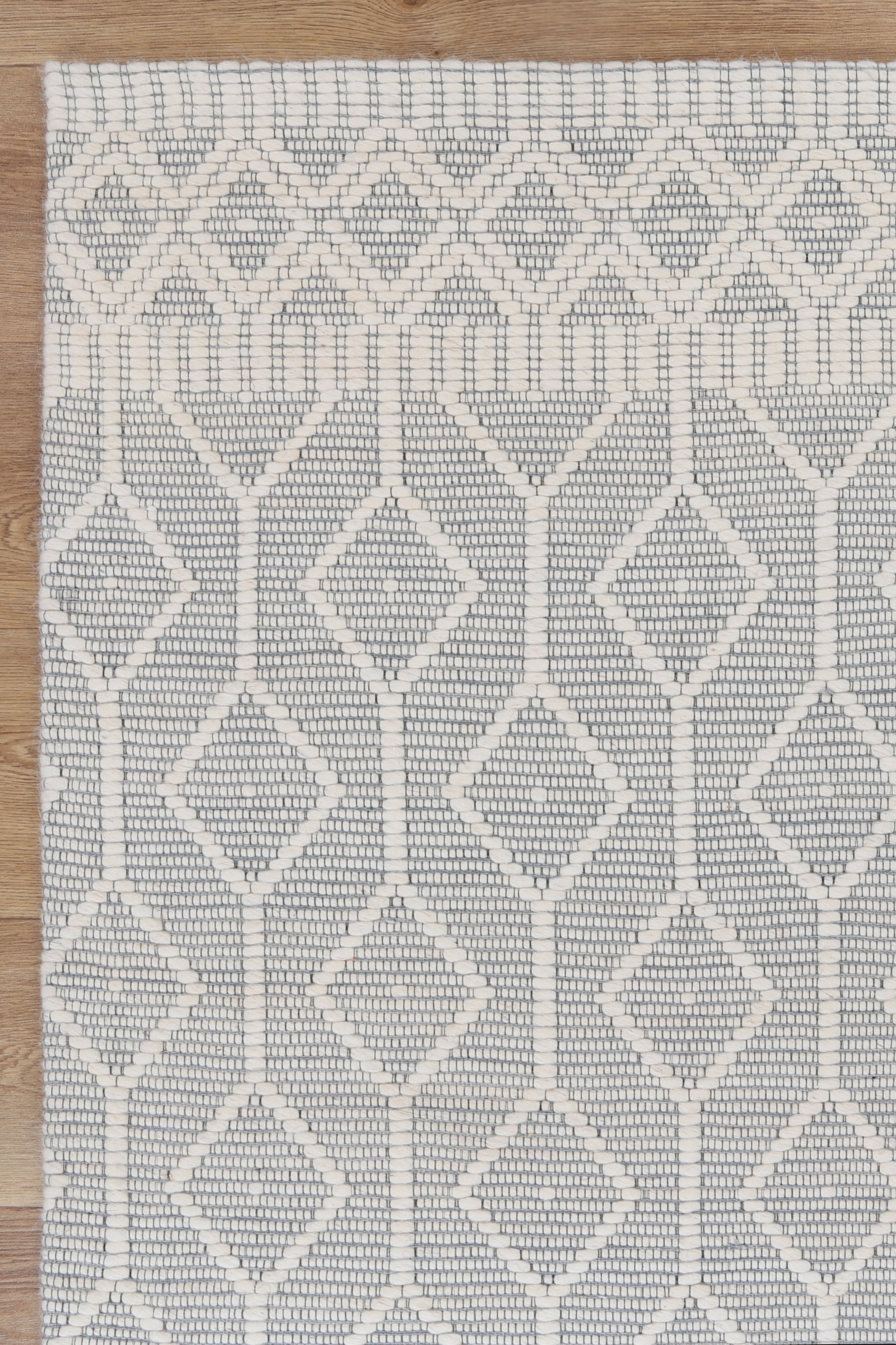 Bellora Lattice Light Grey Wool Rug