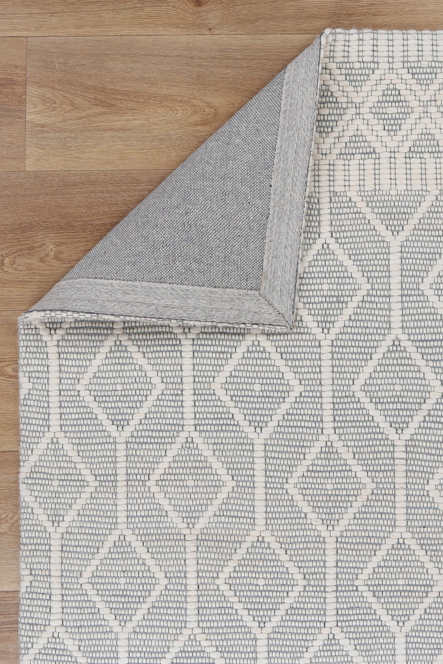Bellora Lattice Light Grey Wool Rug