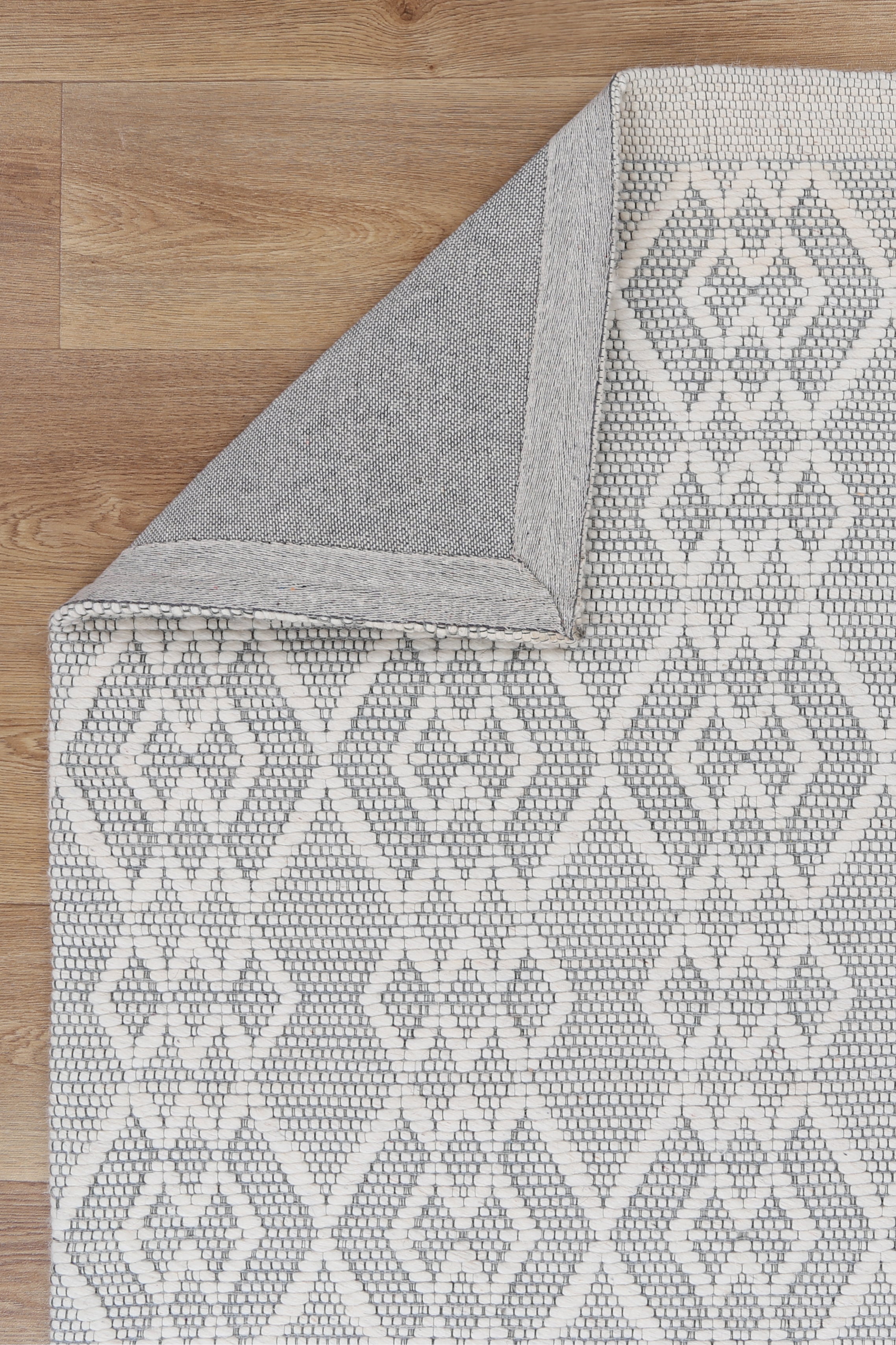 Bellora Diamond Grey Wool Rug