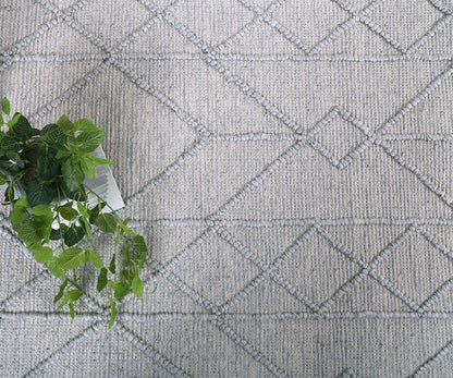 Shoreline Interweave Tribal Grey Wool Rug