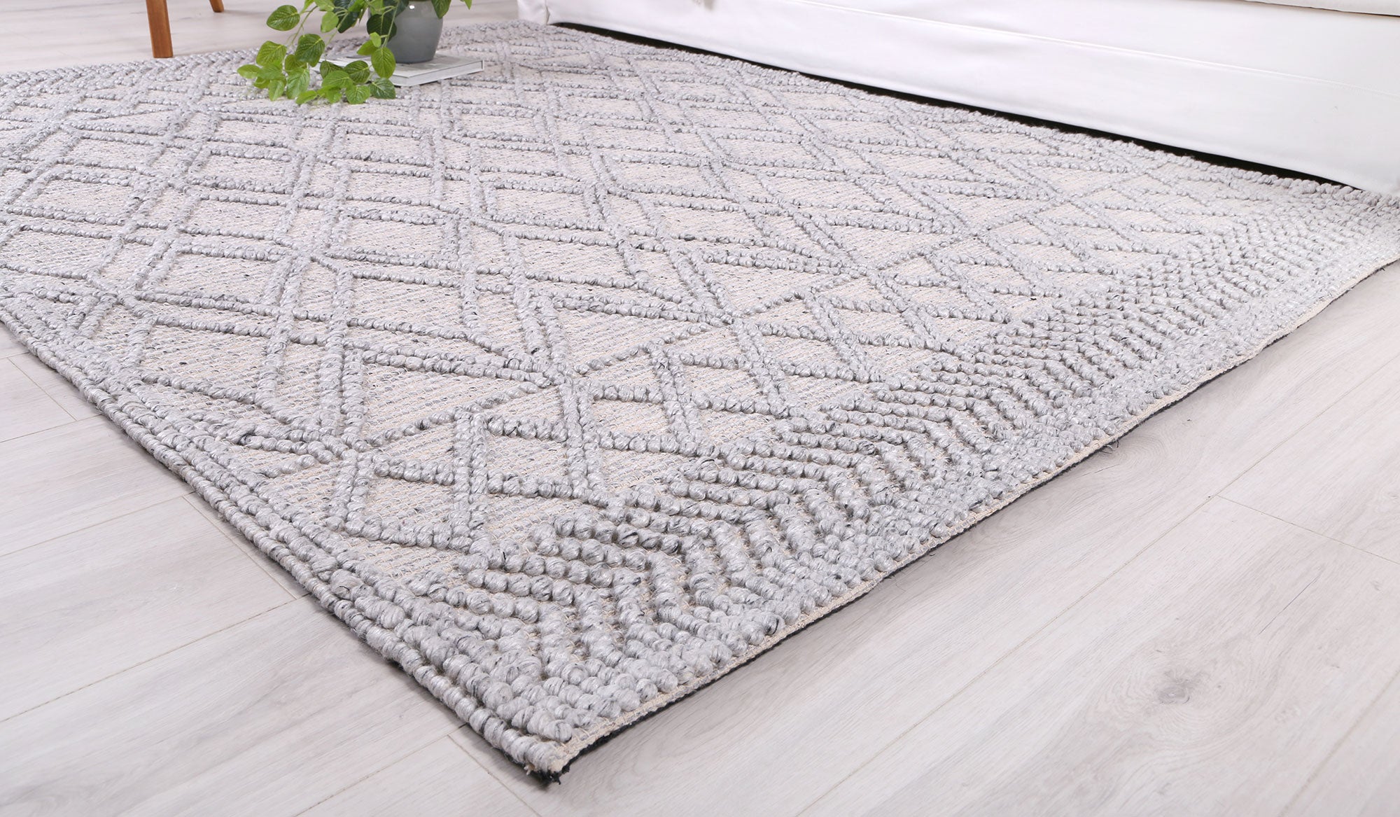 Shoreline Cobblestone Tribal Grey Wool Rug