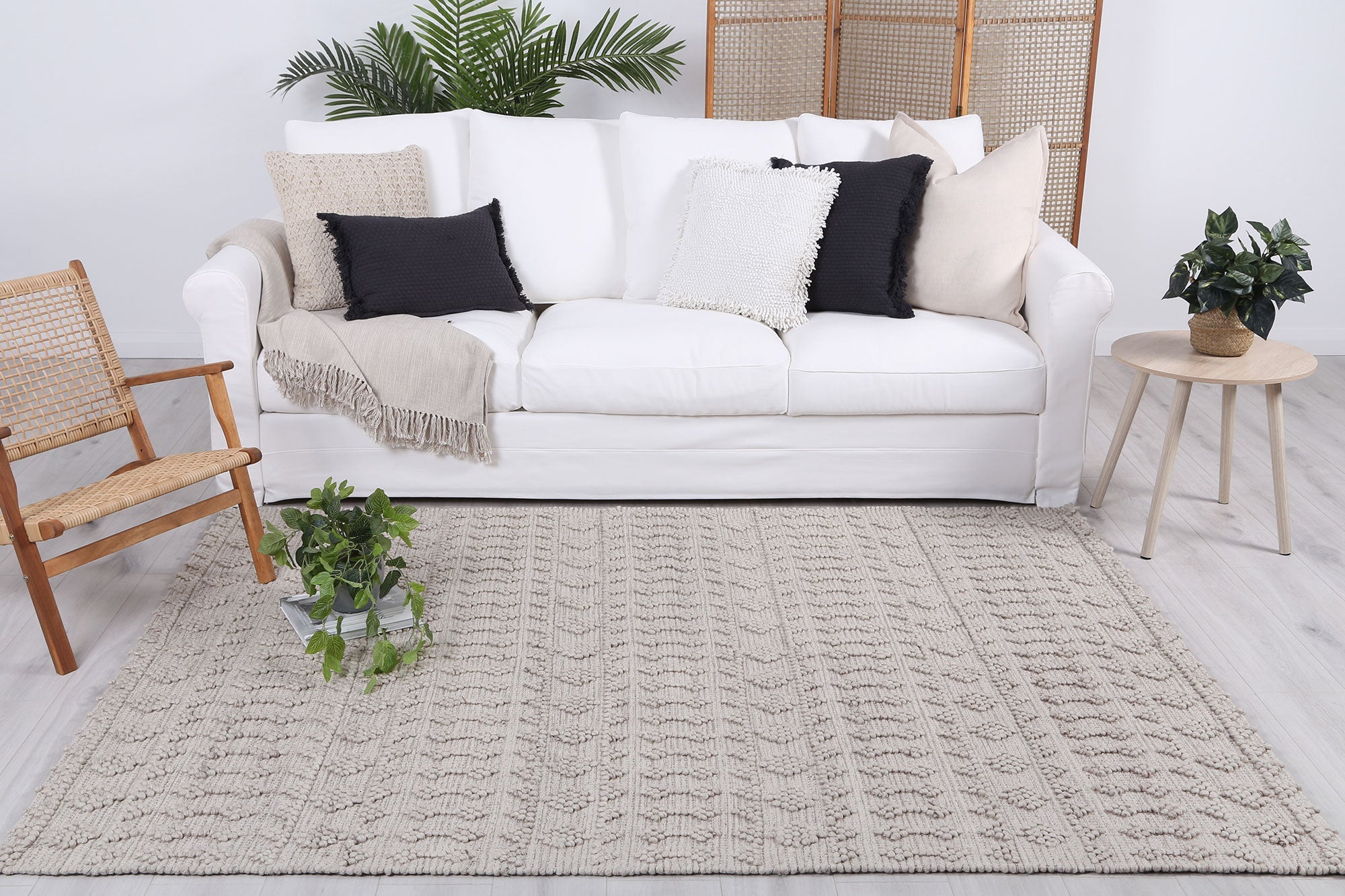 Shoreline Fine Tribal Natural Wool Rug