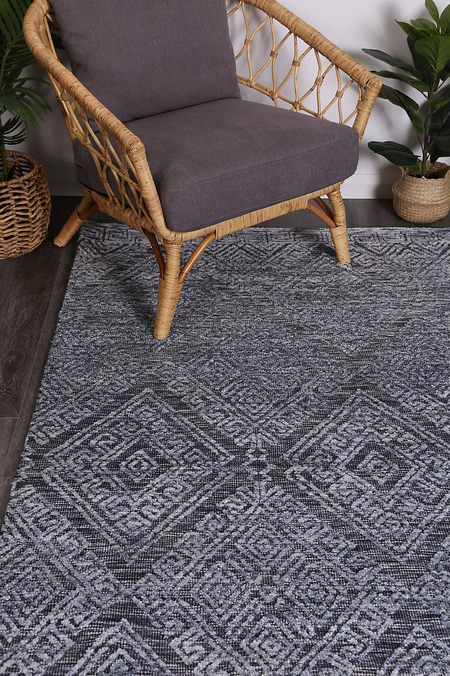 Estra Glenfalls Denim Tribal Rug