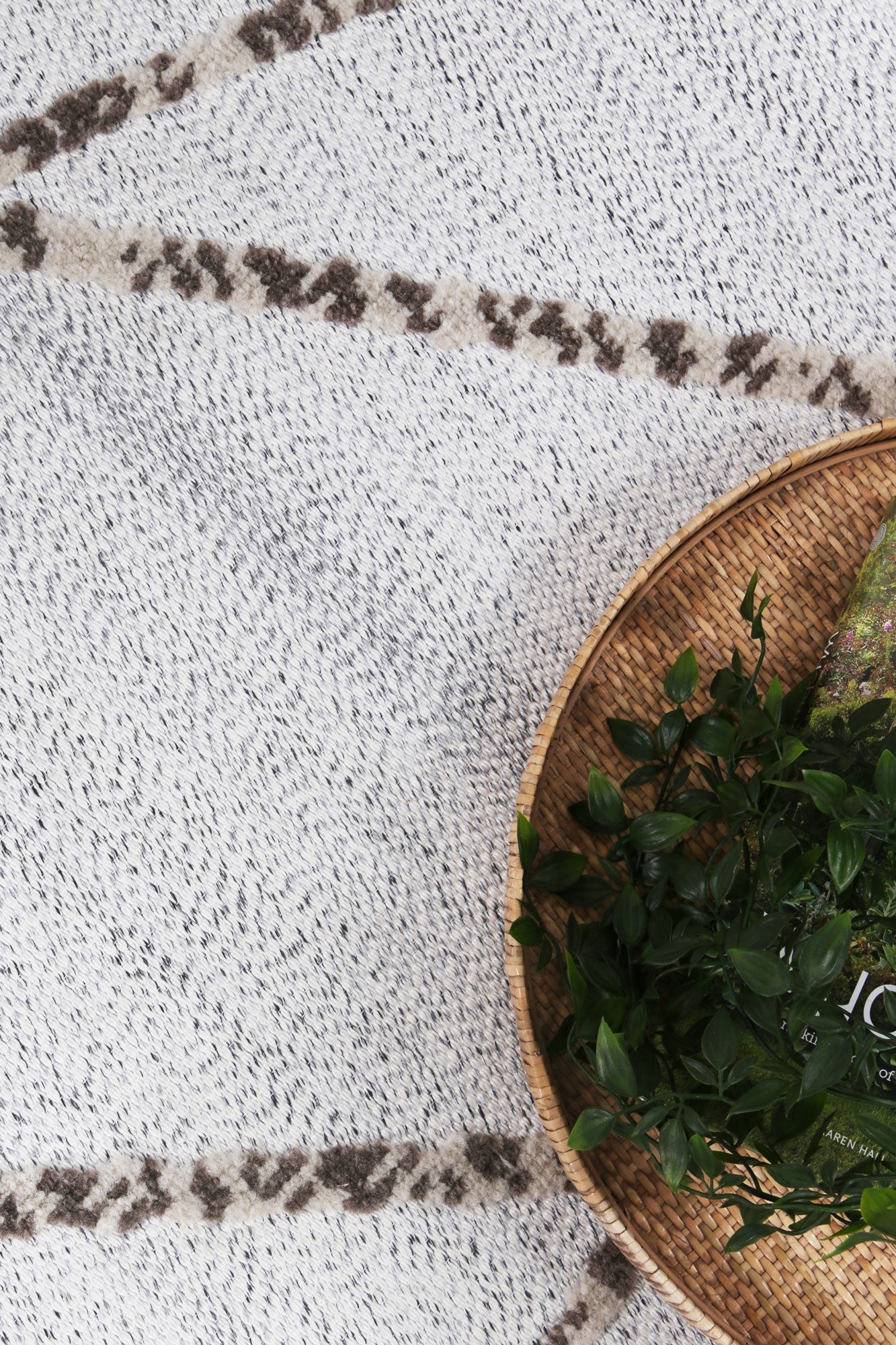 Kaelen Agros Geometric Cream and Beige Rug