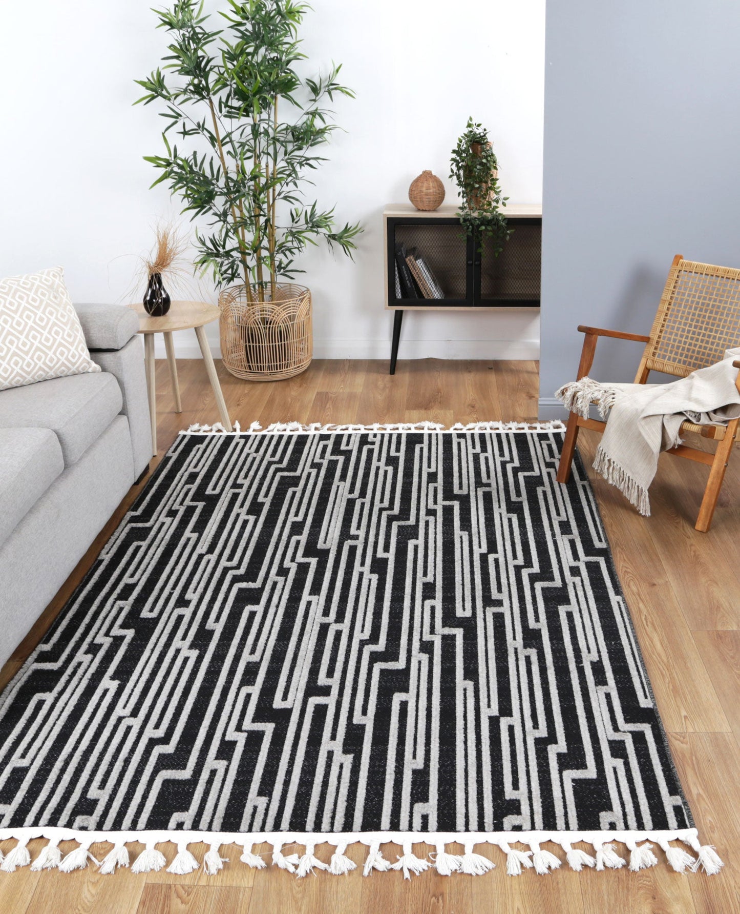 Kaelen Arcadia Geomteric Black and White Rug