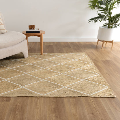 Verdan Pearl Diamond Rug