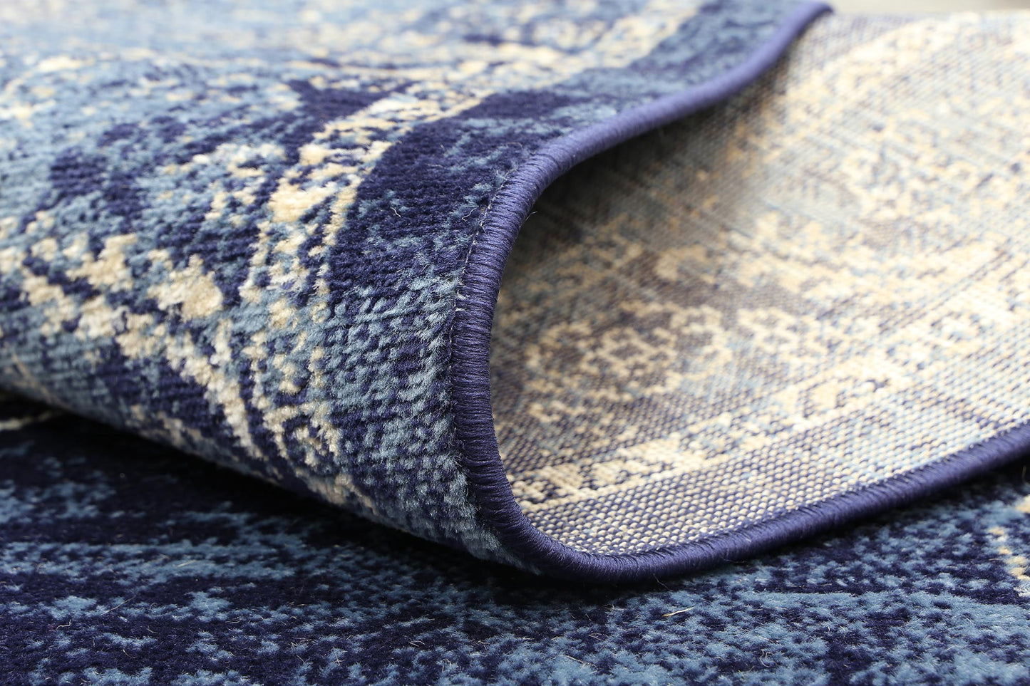 Axelle Distressed Navy Rug