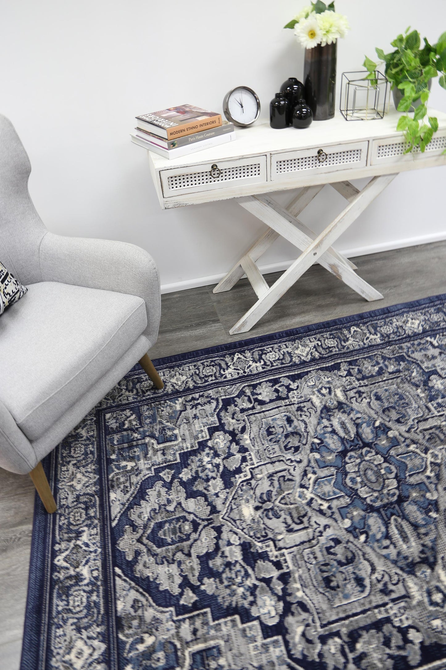 Axelle Tranistional Navy Rug