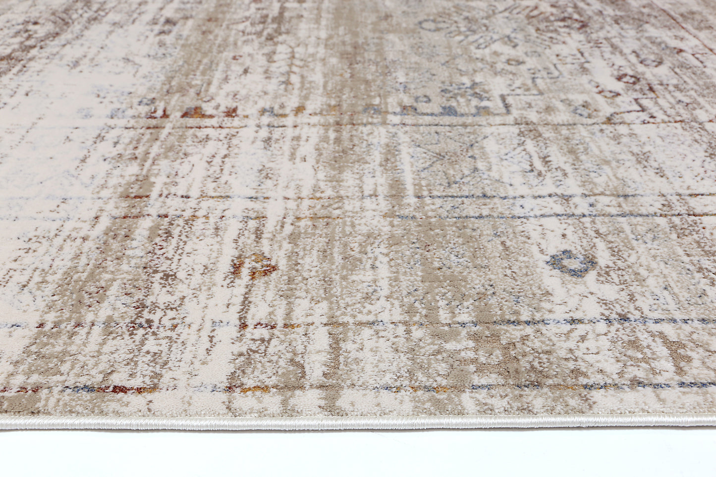 Evara Traditional Beige Multi Rug