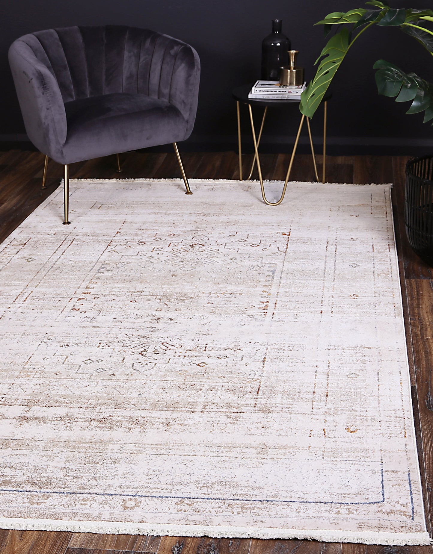 Evara Traditional Beige Multi Rug