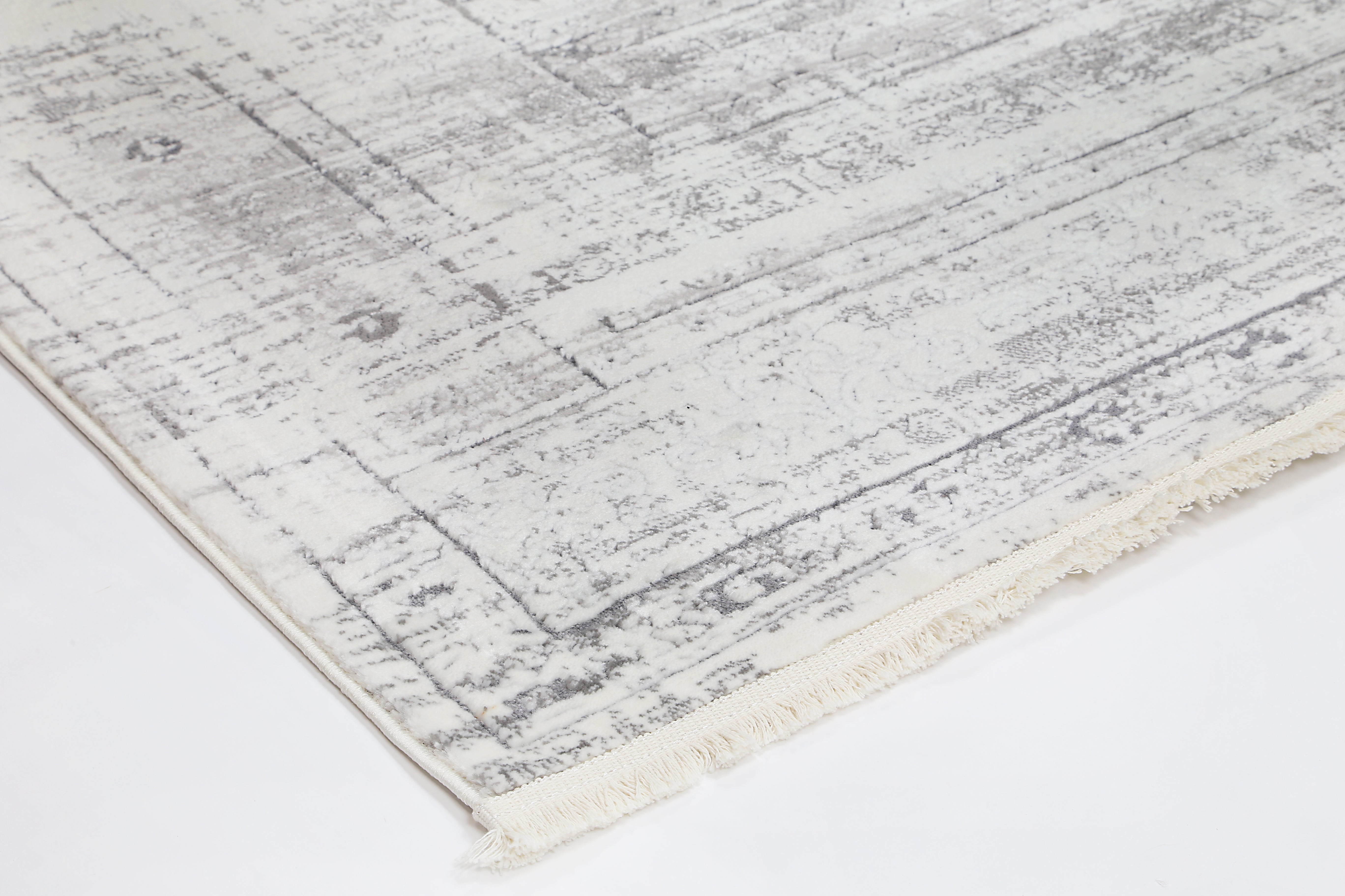 Evara Traditional Grey Rug