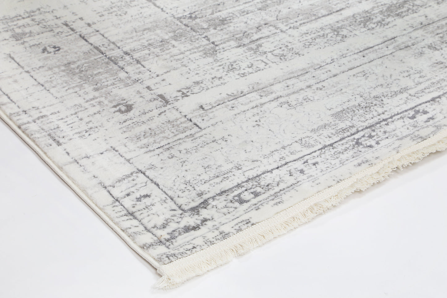 Evara Traditional Grey Rug