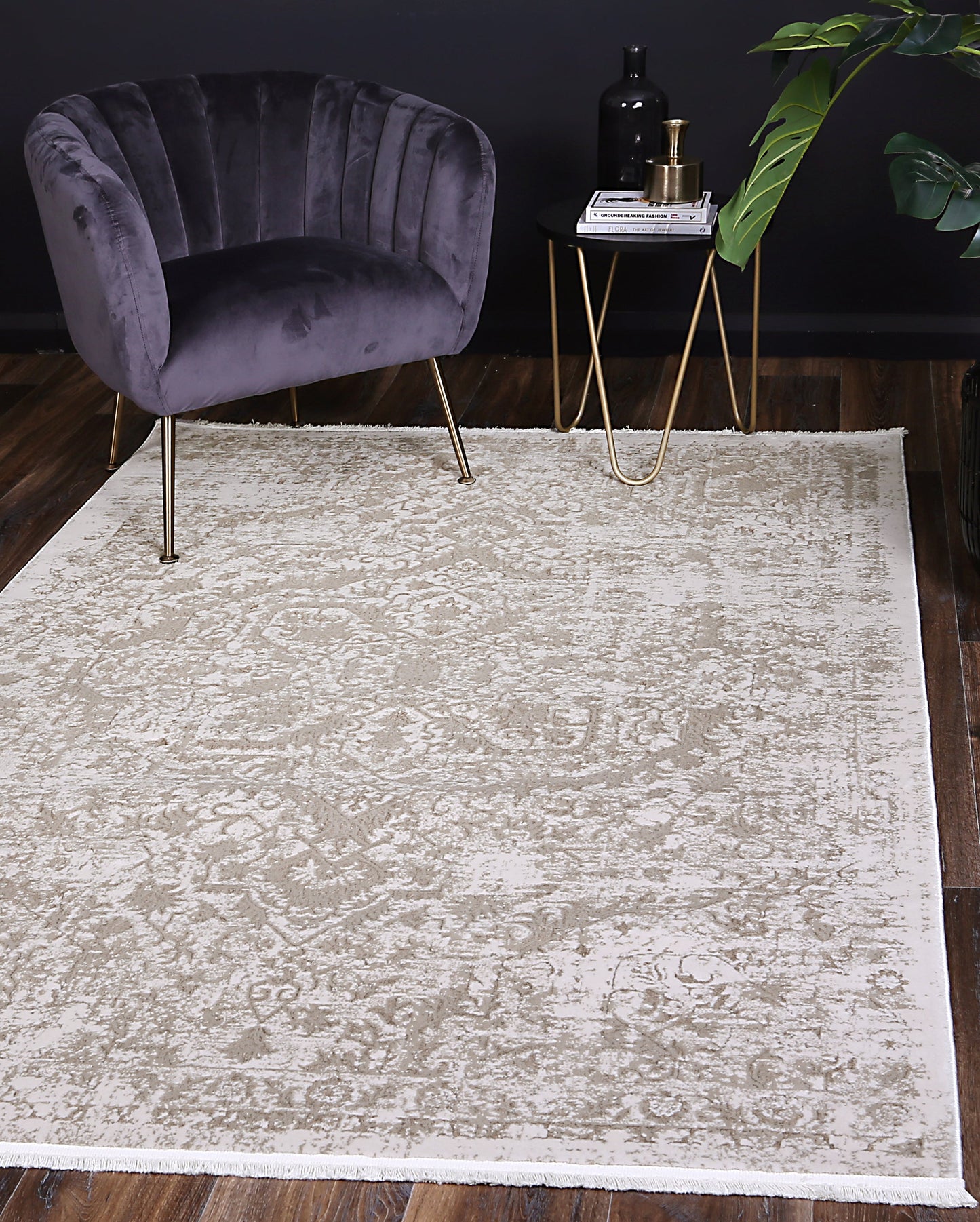 Evara Vintage Beige Rug