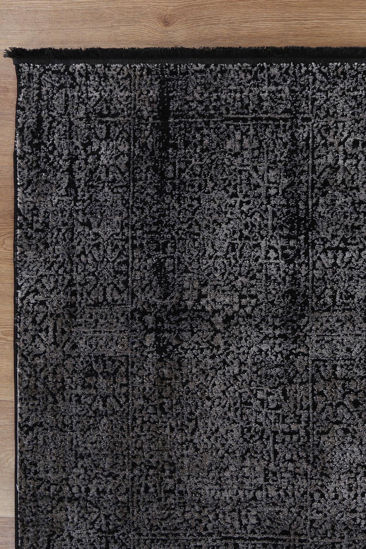 Mykonos Distressed Oriental Pewter Rug