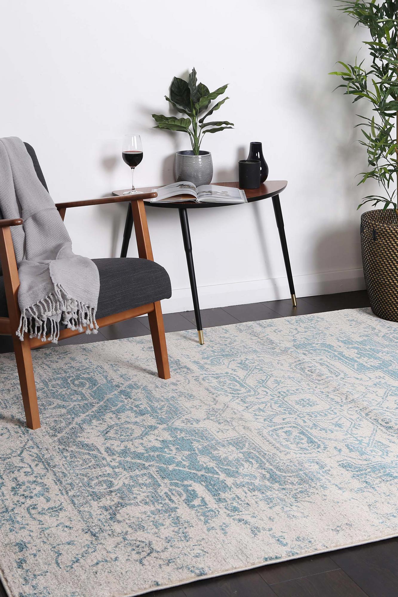 Evadne Audrey Ivory & Blue Rug