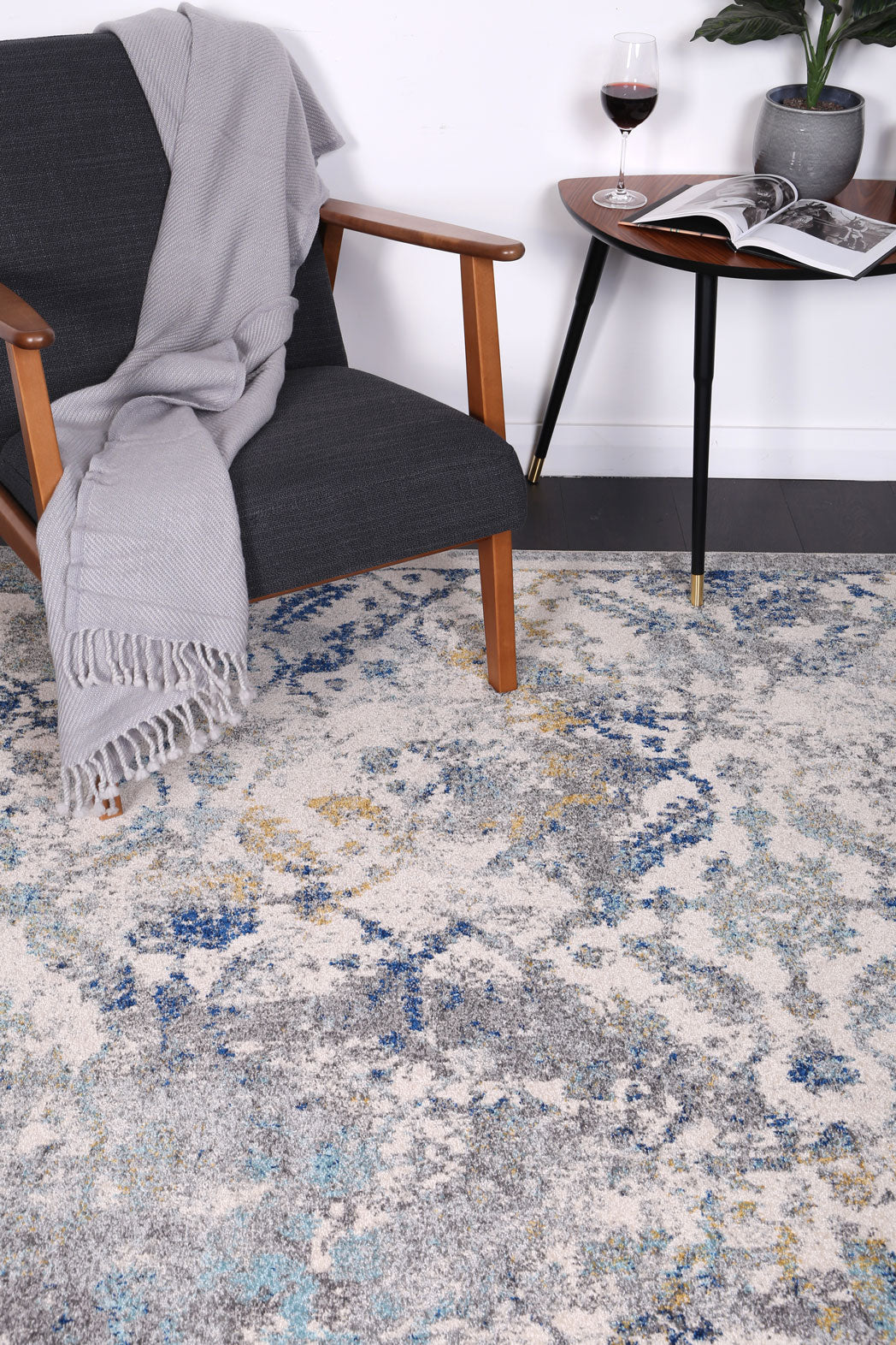 Evadne Vintage Blue Rug