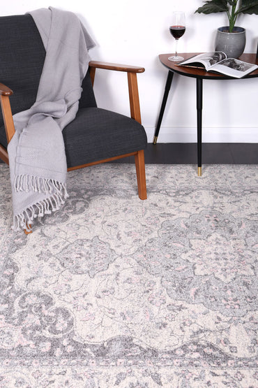 Evadne Traditional Grey Rug