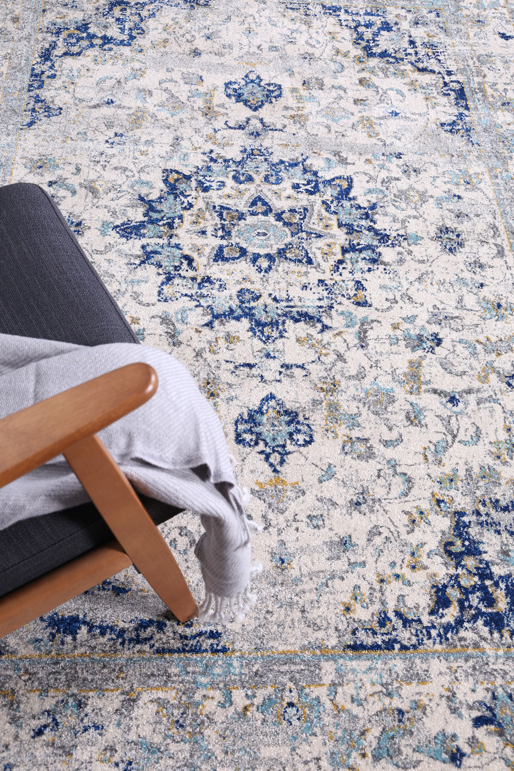 Evadne Magnificance Ivory and Blue Rug