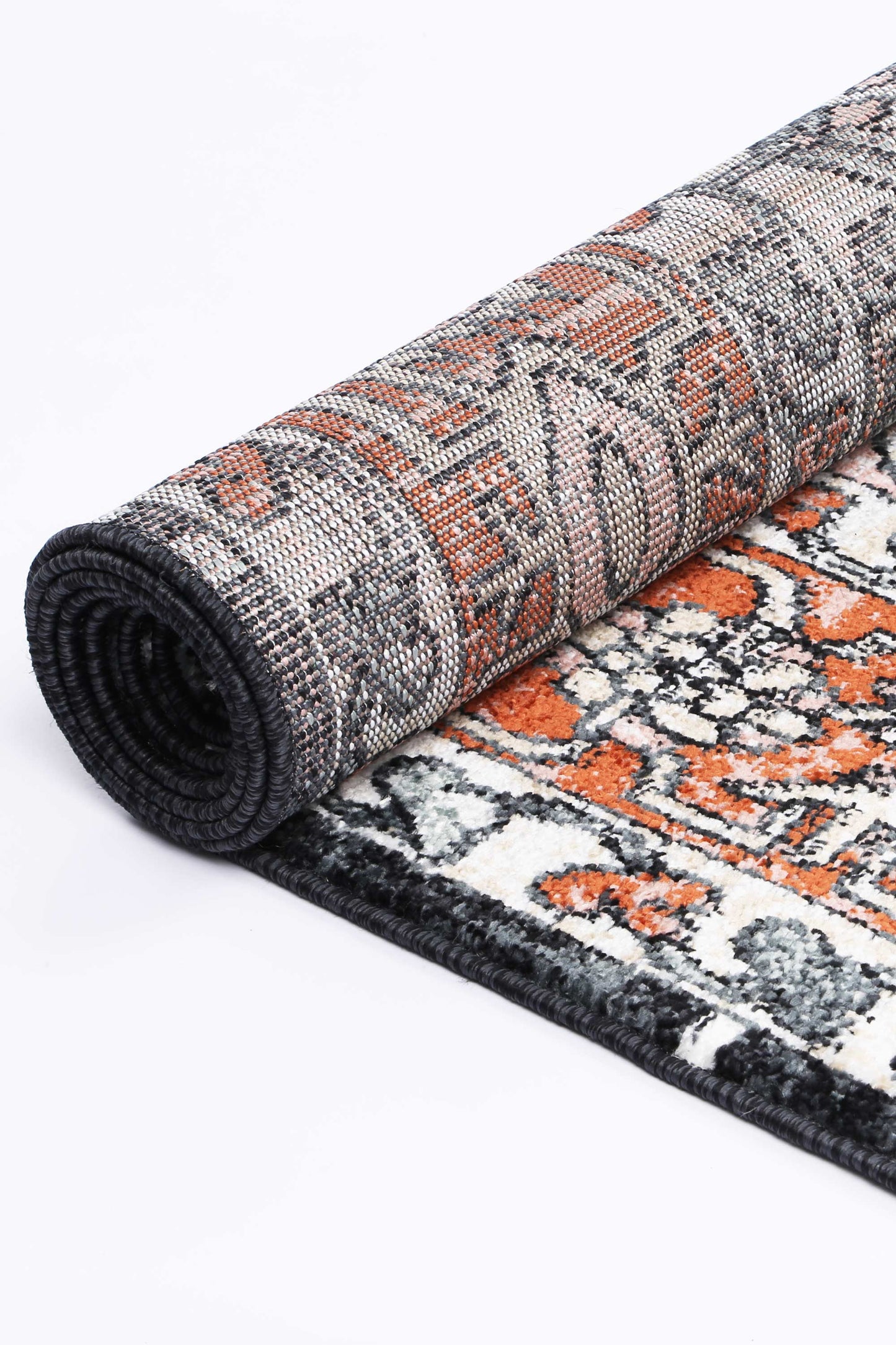 Lorena Leoplda Traditional Black Rug