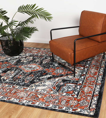 Lorena Leoplda Traditional Black Rug