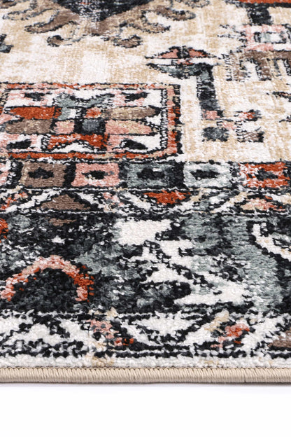 Lorena Istana Traditional Cream Rug