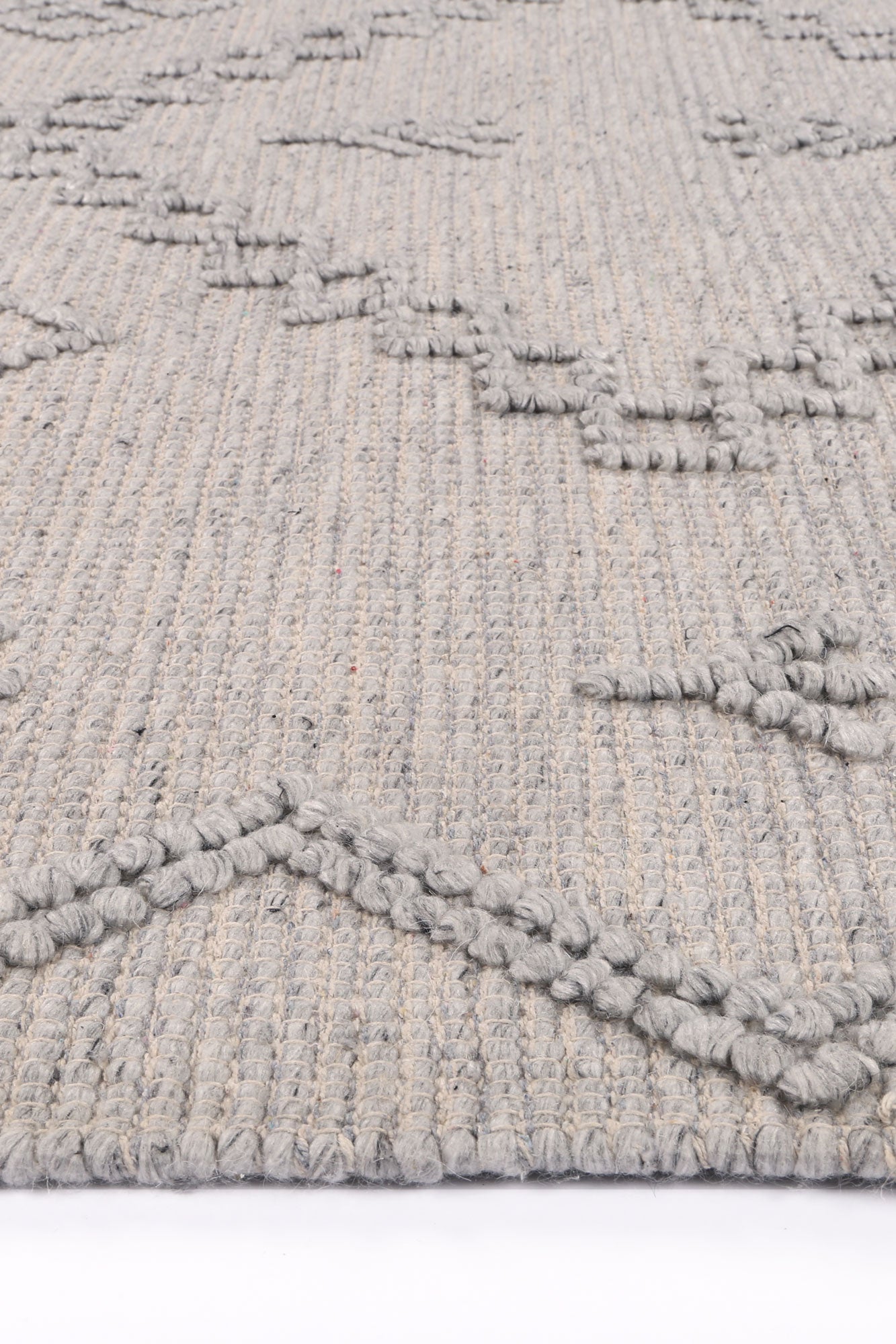 Orielle Aztec Wool Blend Grey Rug (No Tassel)