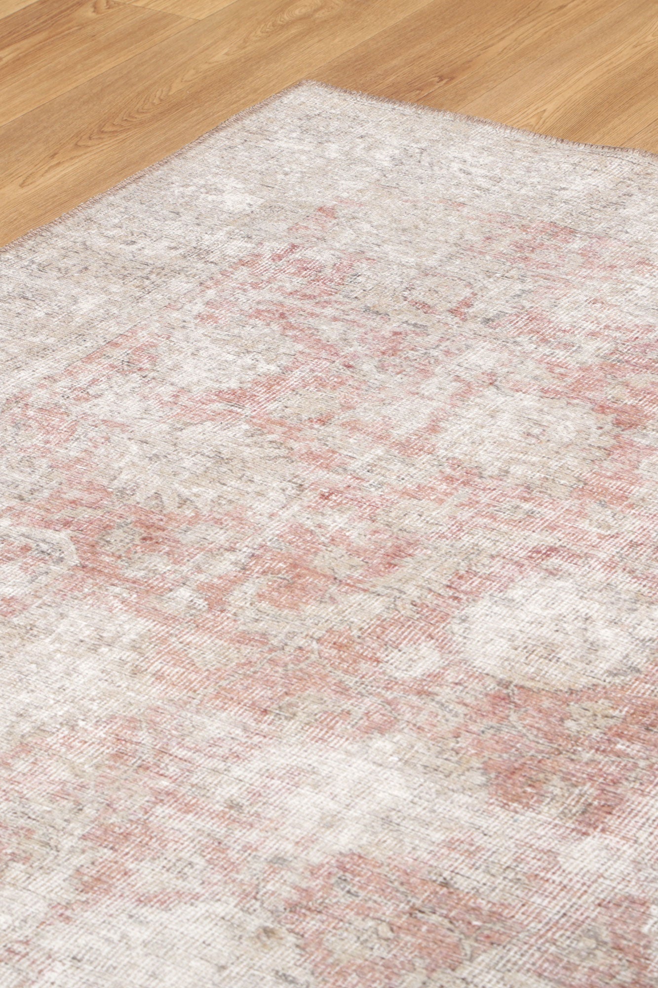 Hobart Carmella Blush Machine Washable Rug