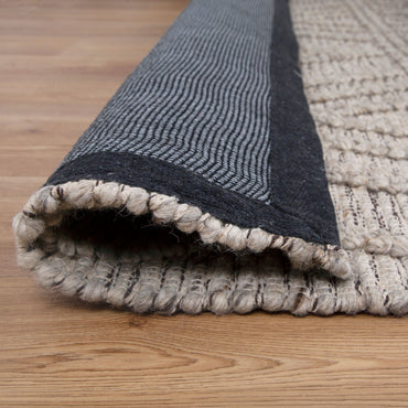 Shoreline Lattice Tribal Ash Wool Rug