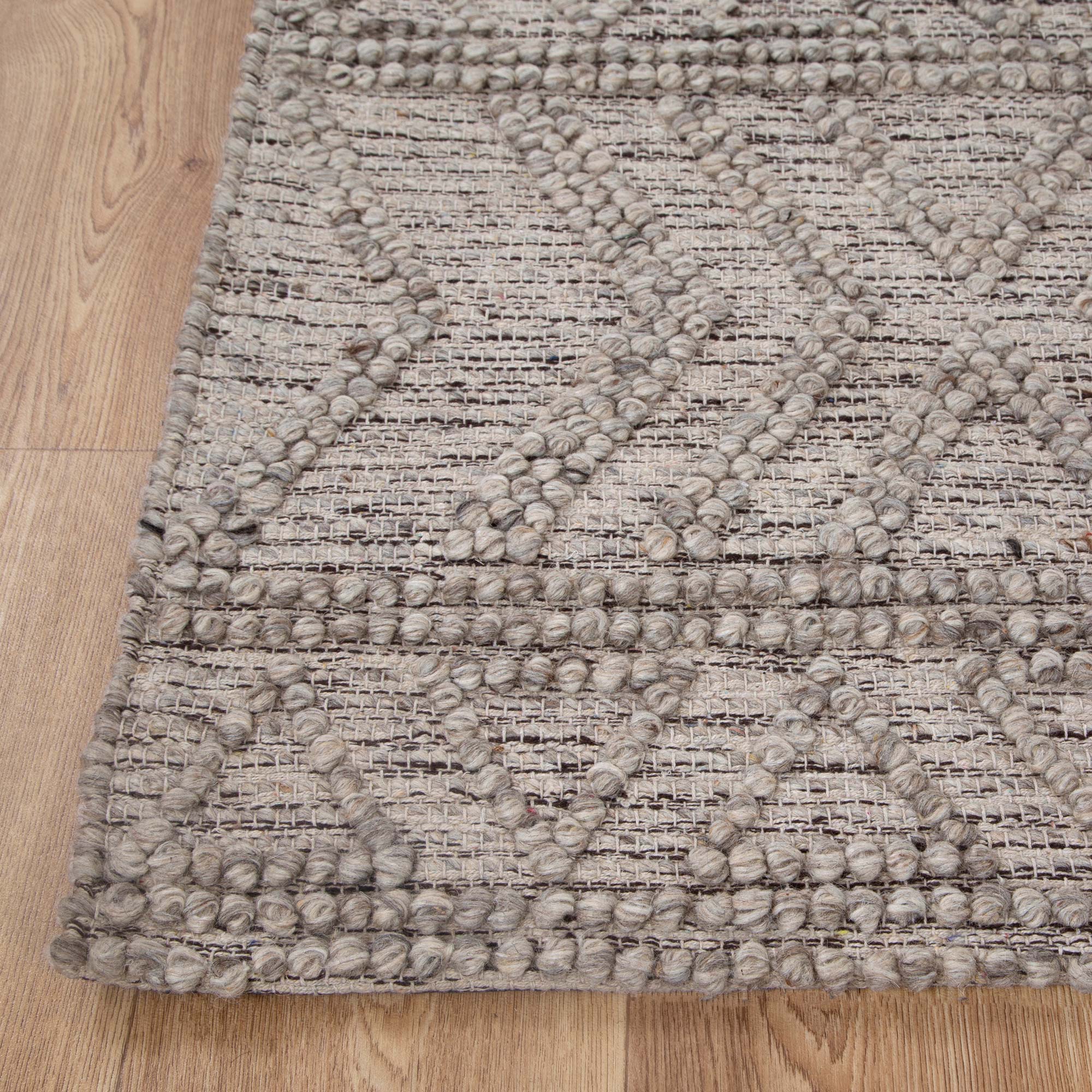 Shoreline Lattice Tribal Ash Wool Rug