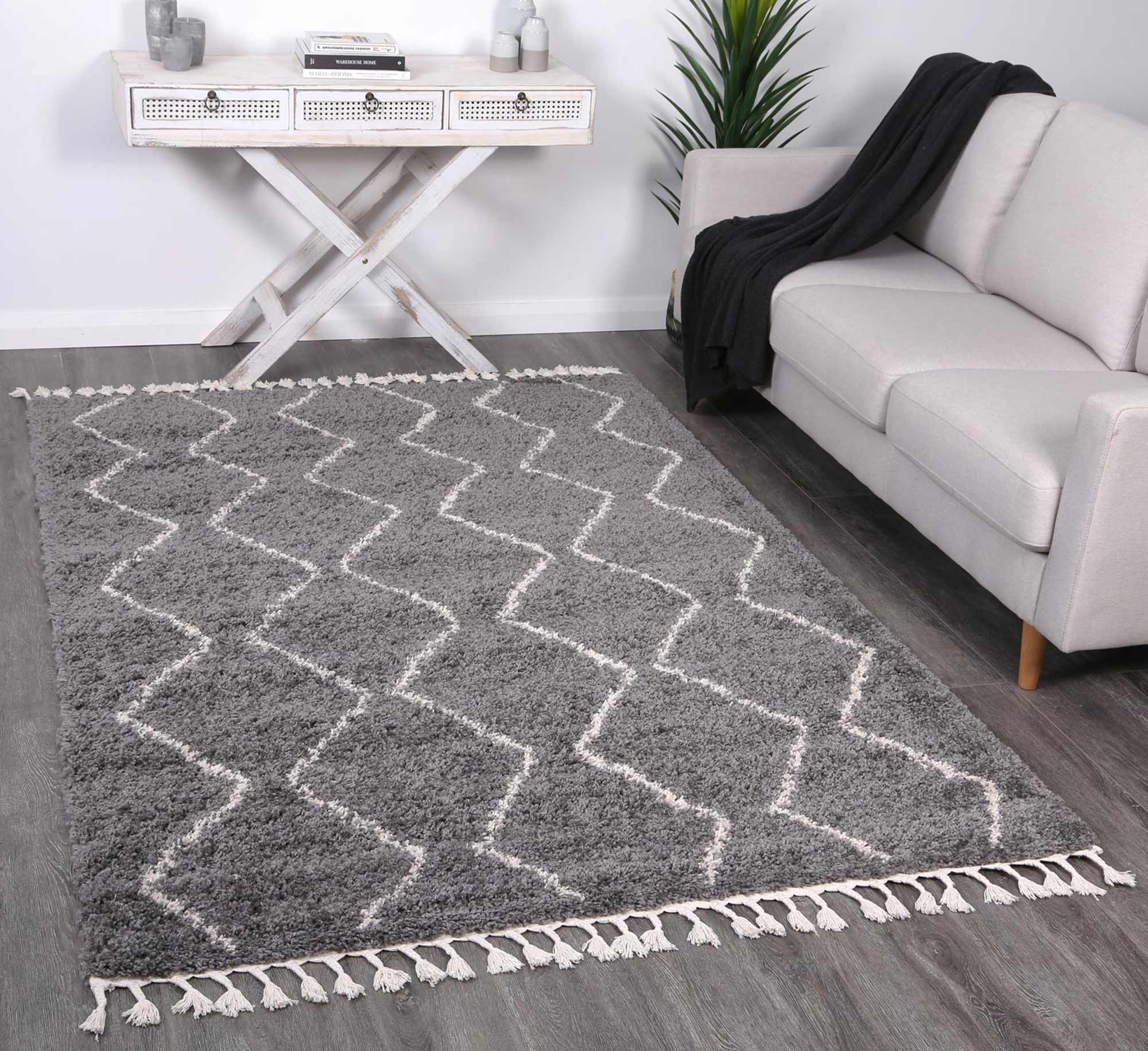 Brisa Levi Tribal Grey Rug