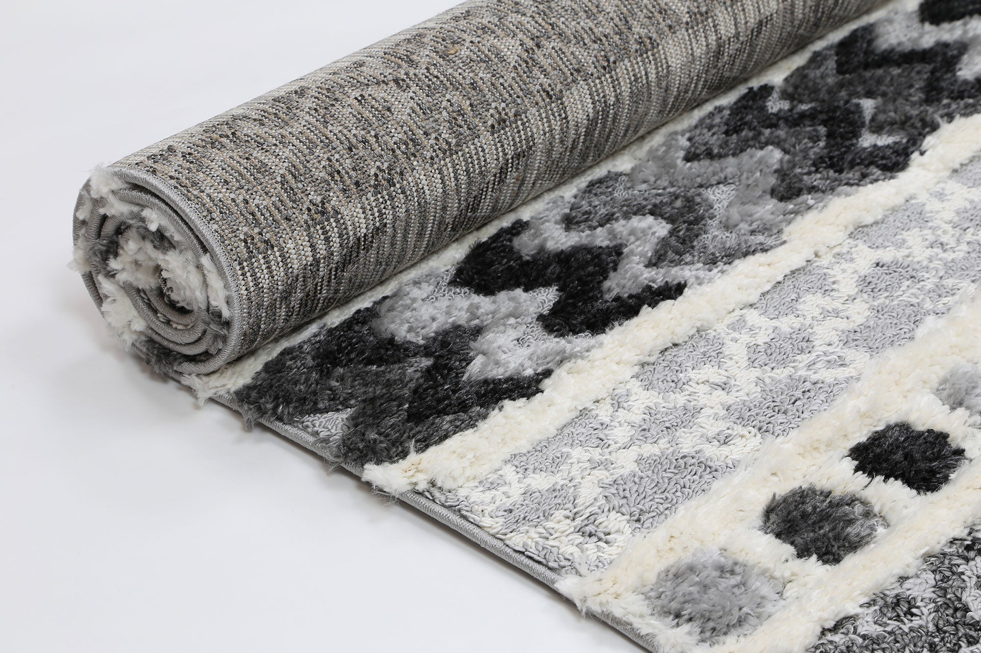 Covea Tribal Carved Cream Anthracite Rug