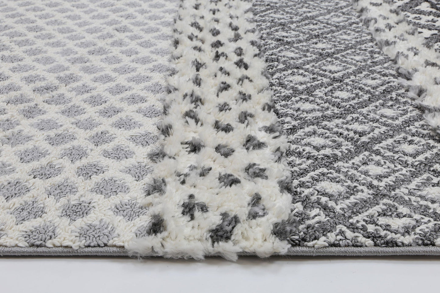 Covea Tribal Edge Cream Anthracite Rug