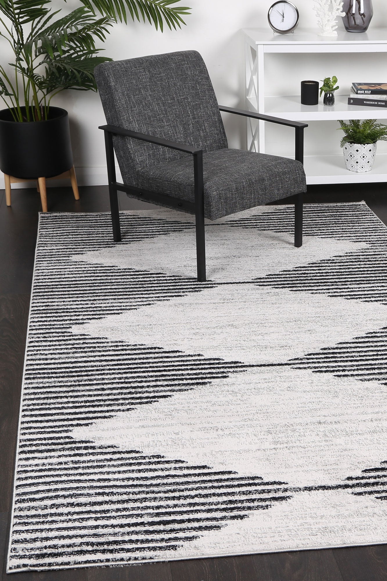 Driftsea Diamond Charcoal Contemporary Rug