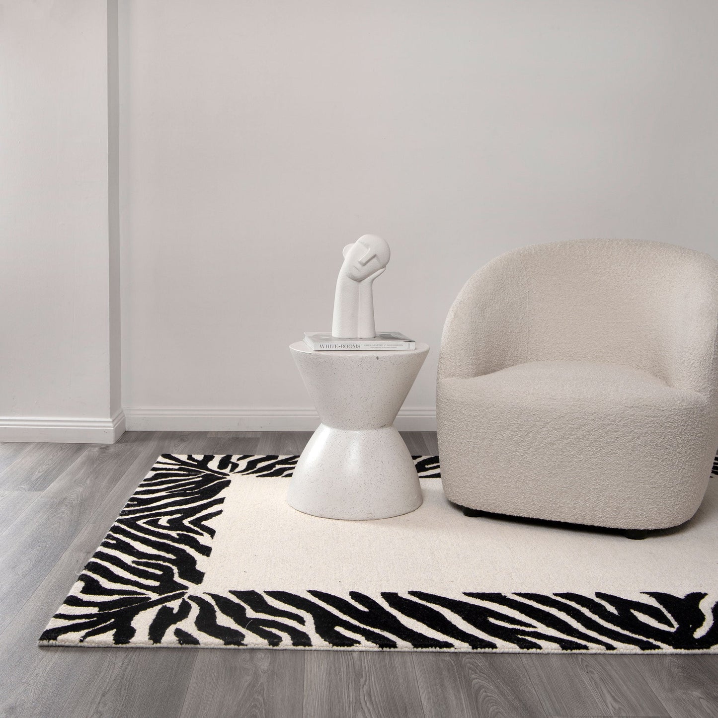 Frayla Zanzibar Black & White Wool Rug