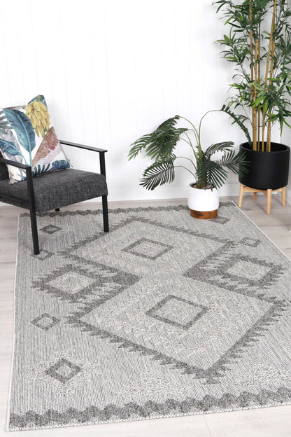 Claymore Maki Indoor / Outdoor Grey Rug