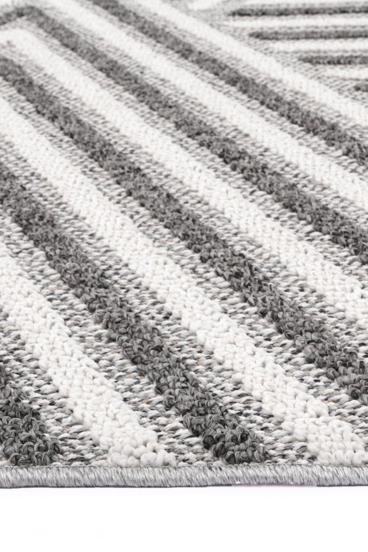 Claymore Hawk Indoor / Outdoor Grey Rug