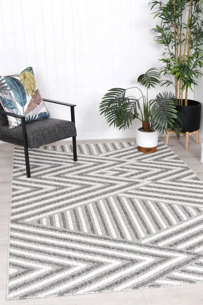 Claymore Hawk Indoor / Outdoor Grey Rug
