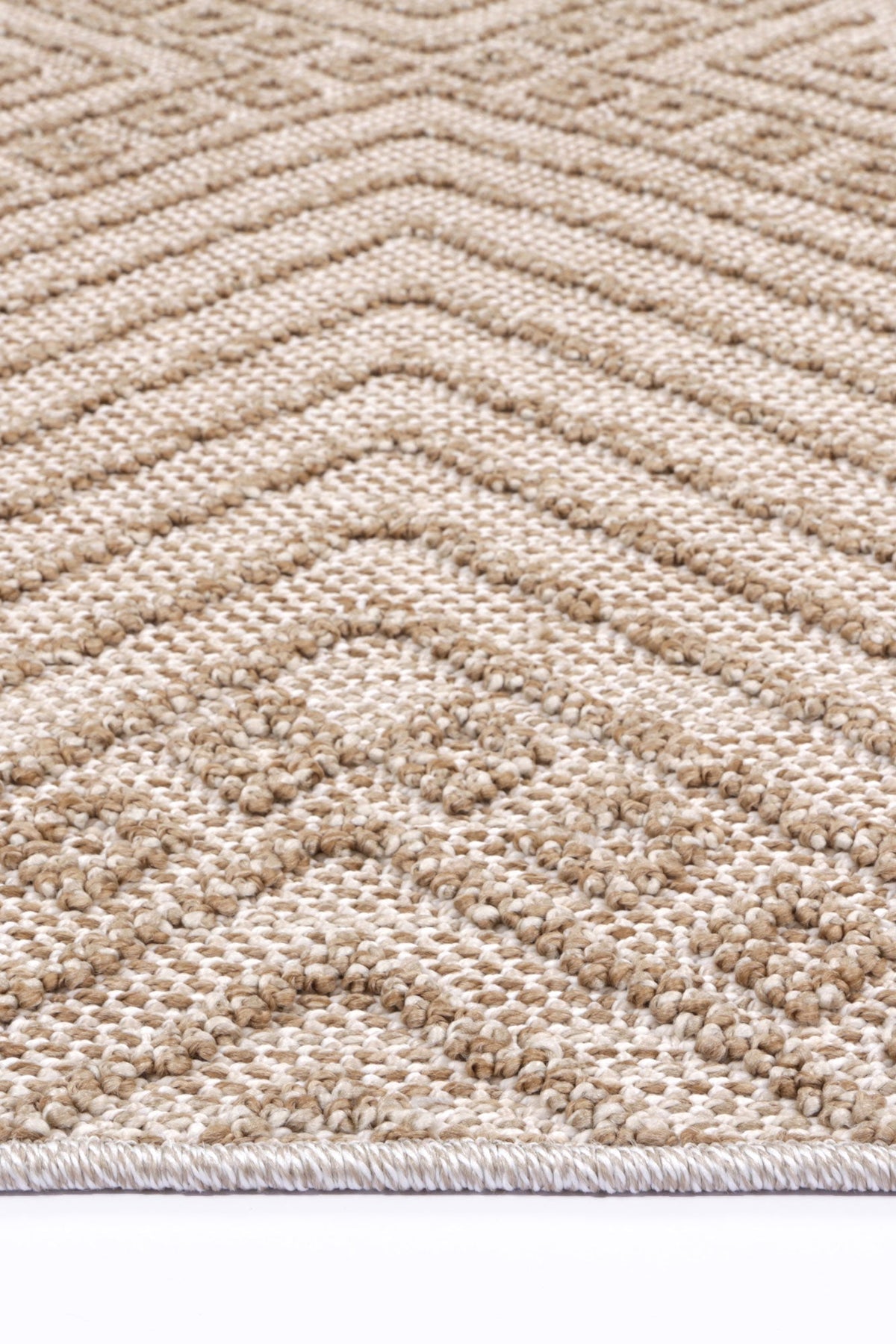 Claymore Bresha Indoor / Outdoor Beige Rug