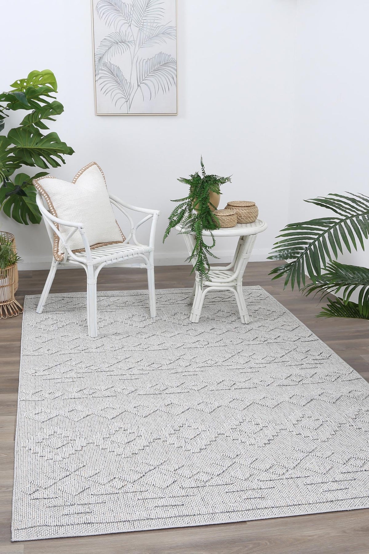 Claymore Tribal Indoor/Outdoor Grey Rug (New landed)