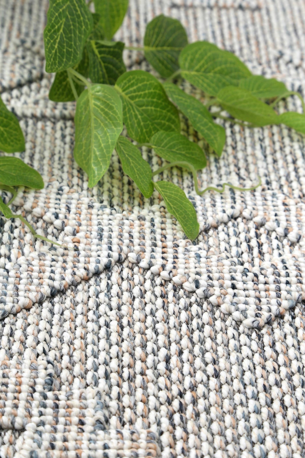 Claymore Tribal Indoor/Outdoor Grey Rug (New landed)