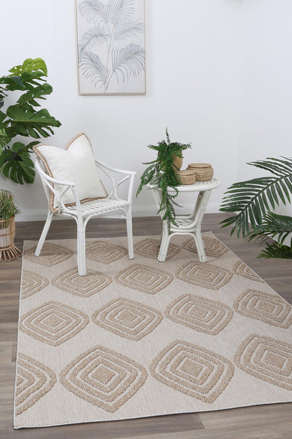 Claymore Modern Indoor/Outdoor Beige Rug (New landed)