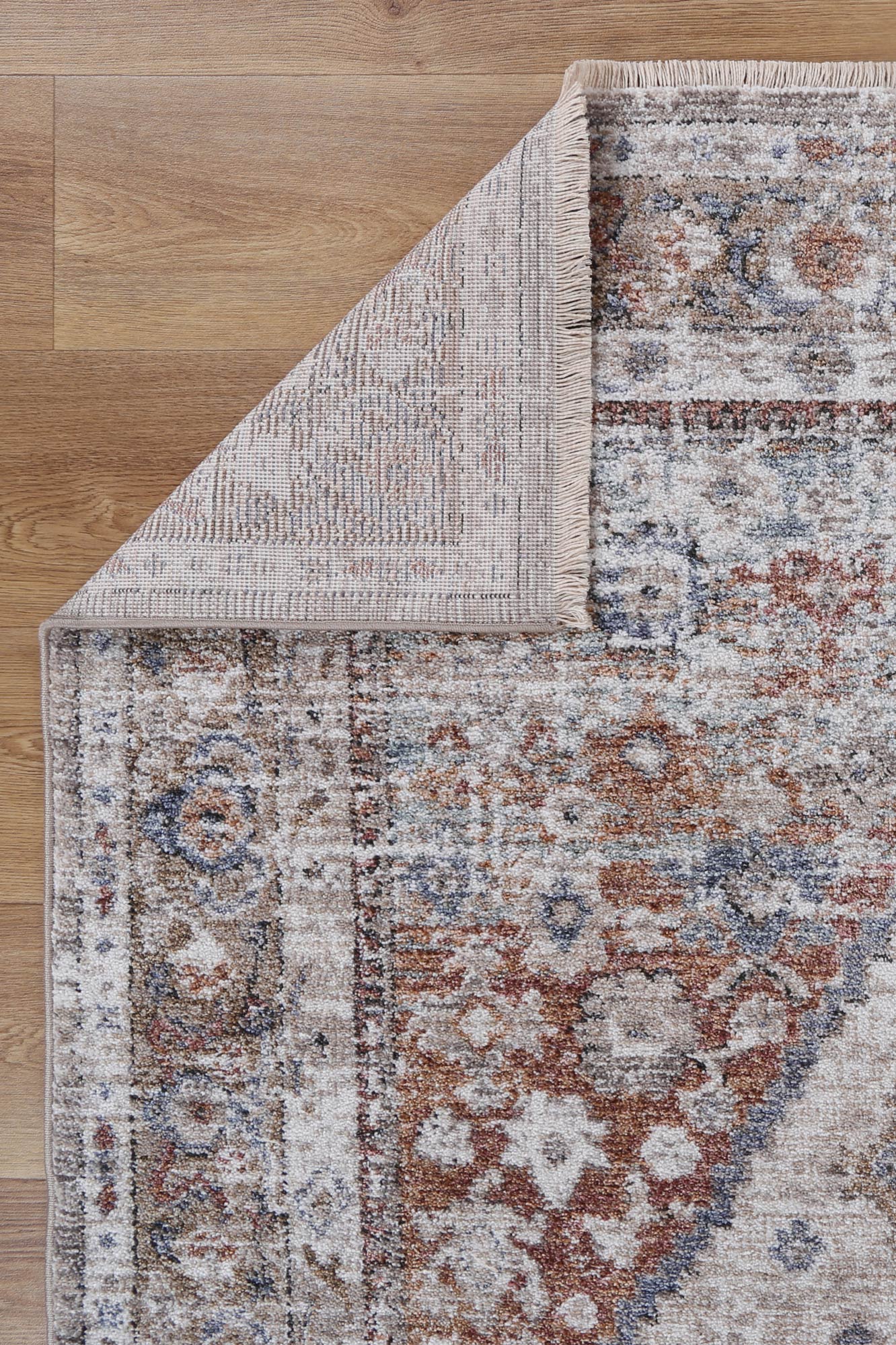 Flint Shriaz Multi Traditional Soft Rug