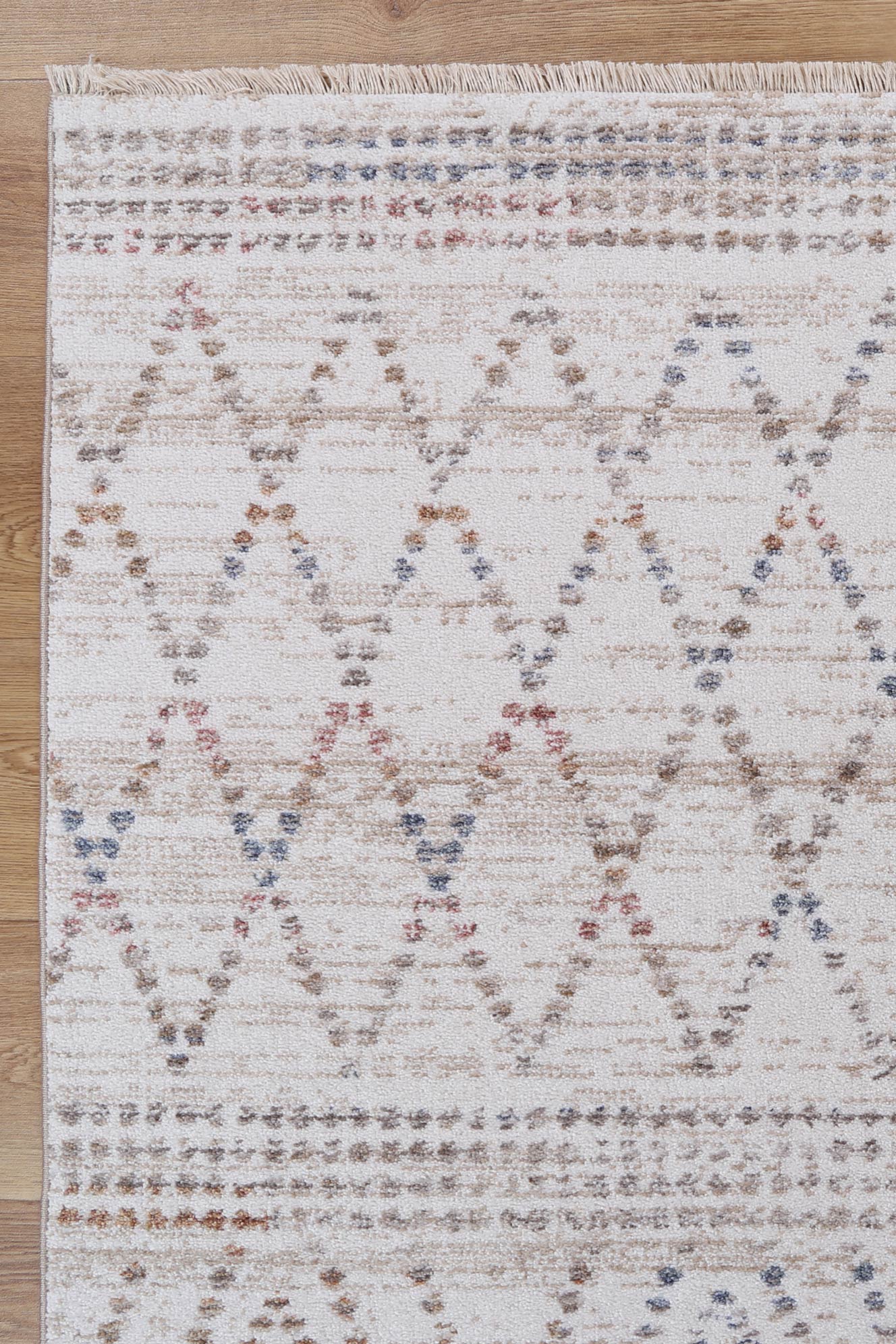 Flint Tabriz Beige Geometric Soft Rug