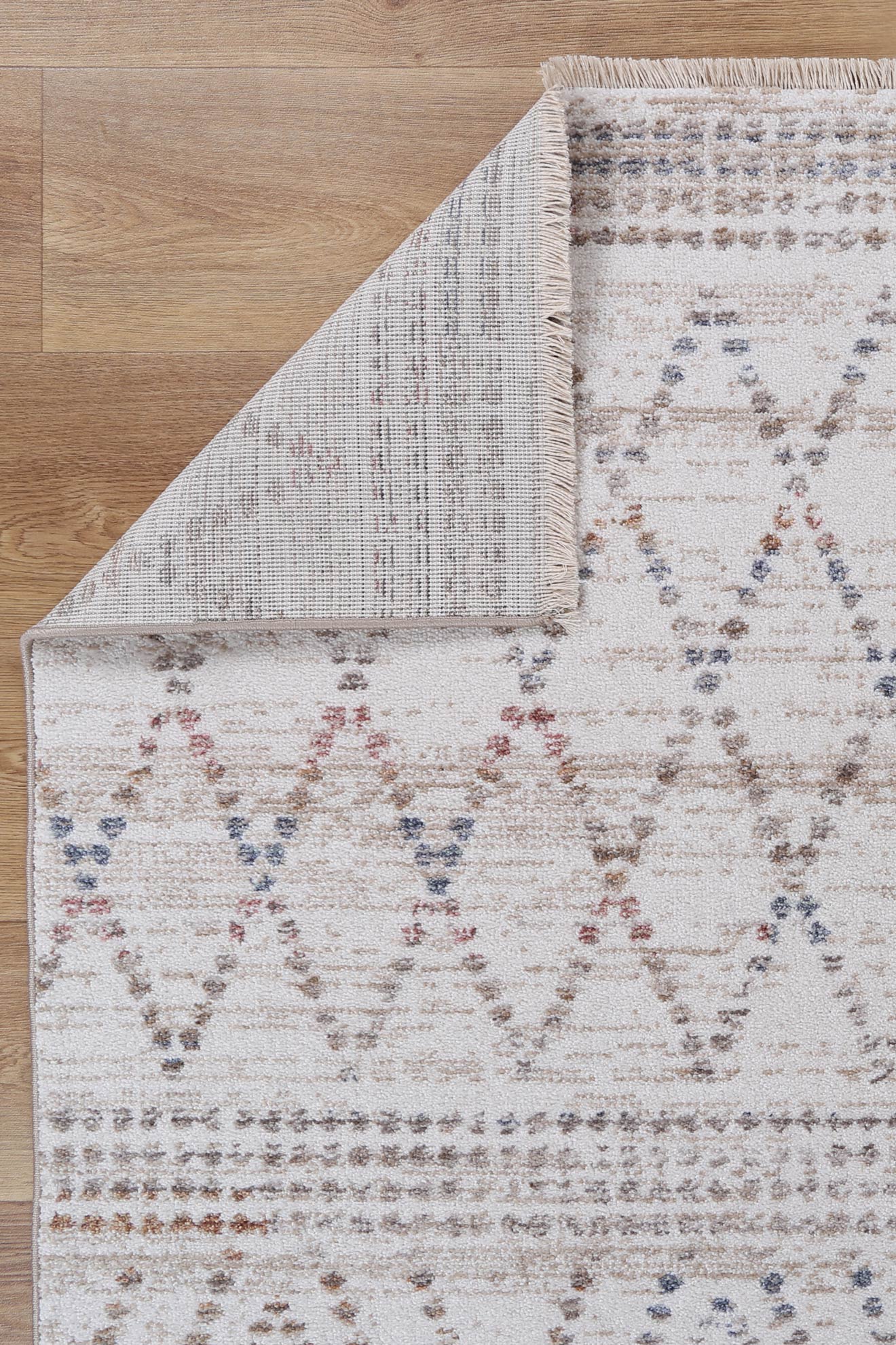 Flint Tabriz Beige Geometric Soft Rug