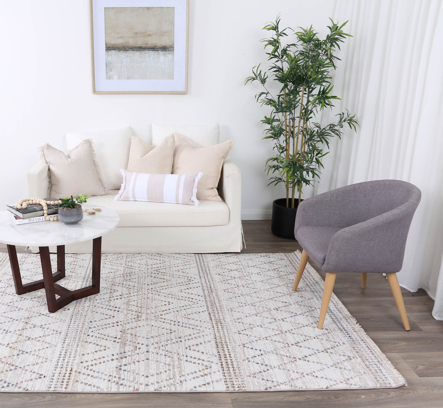Flint Tabriz Beige Geometric Soft Rug