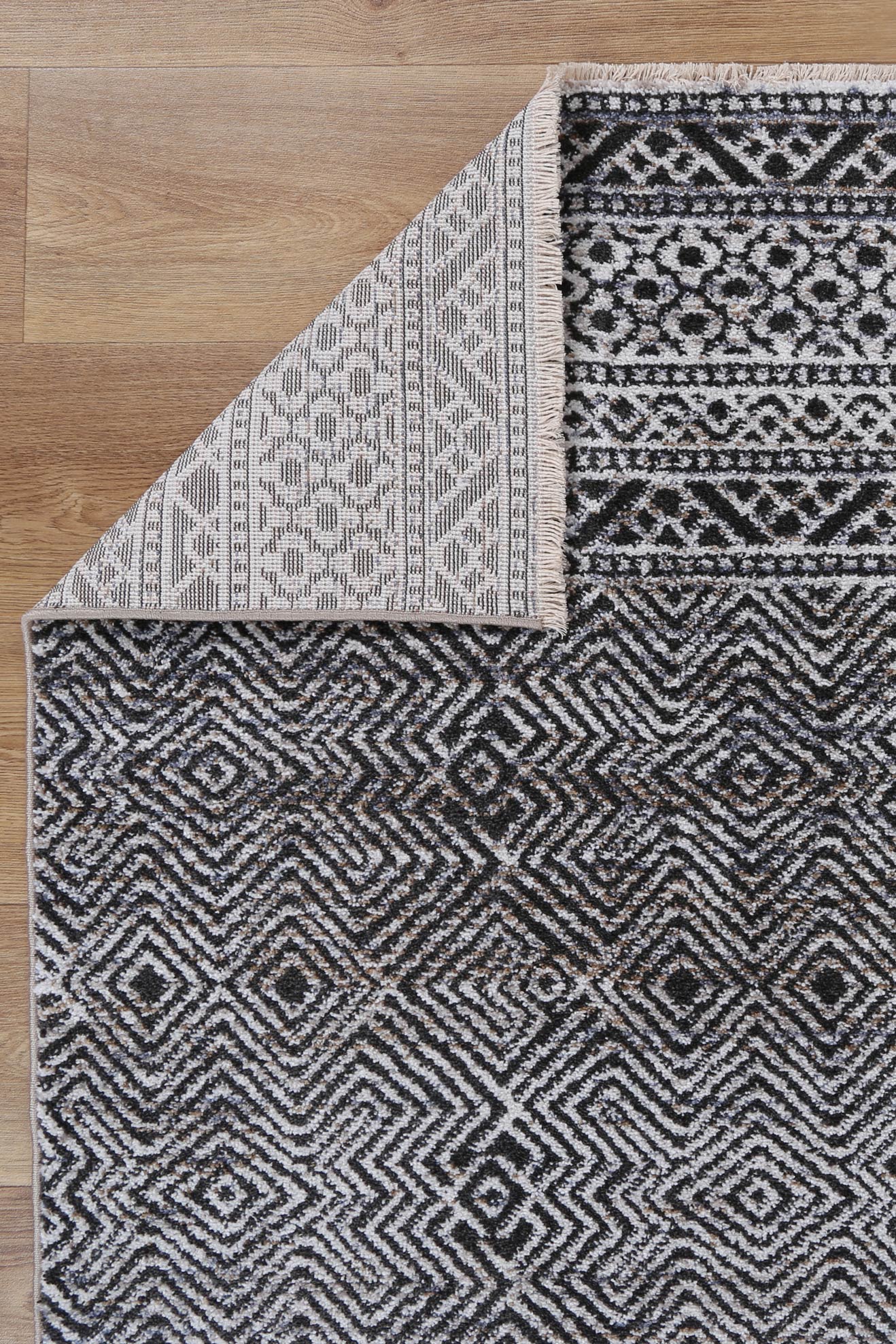 Flint Zaranj Charocal Tribal Soft Rug