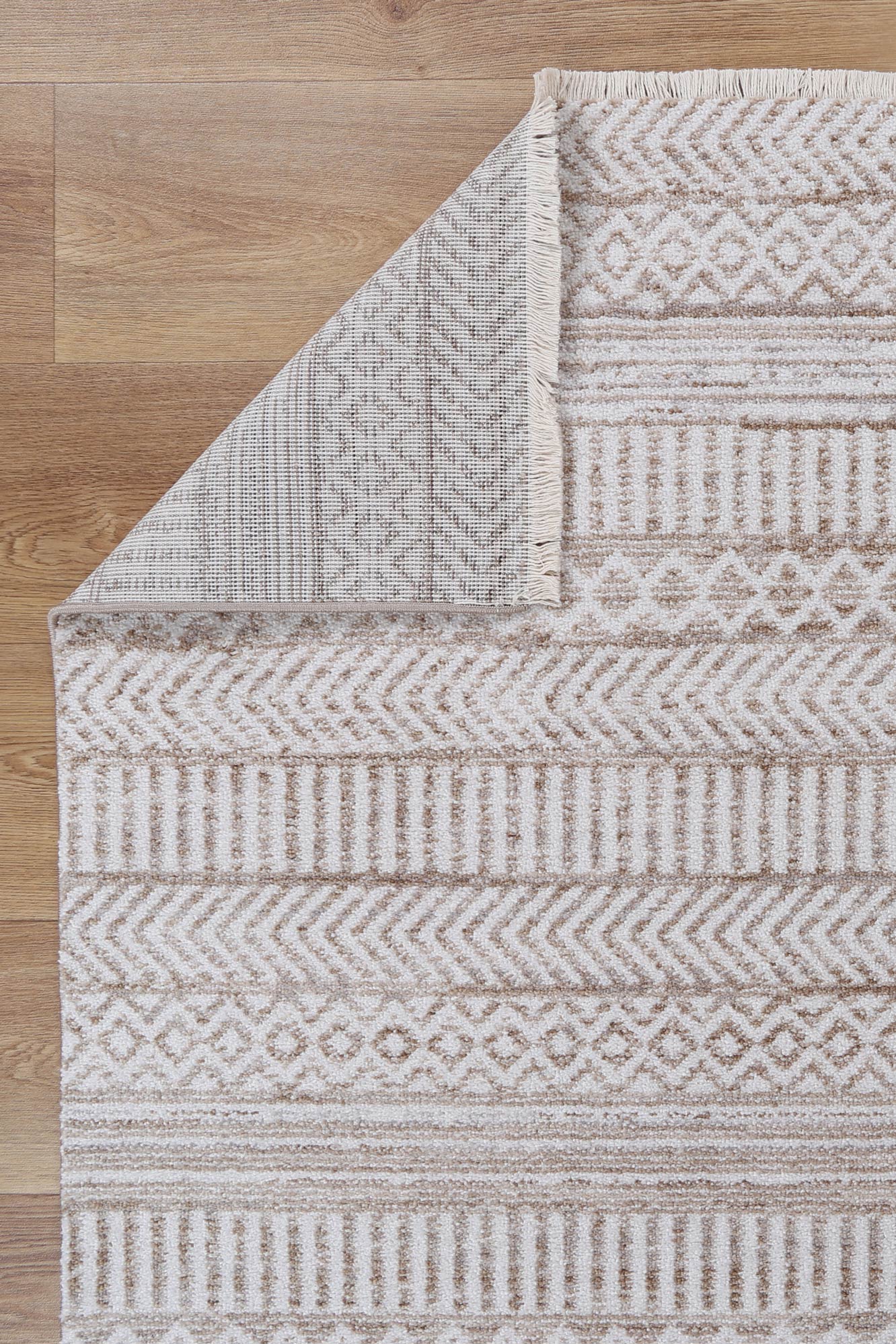 Flint KermanBeige Tribal Soft Rug