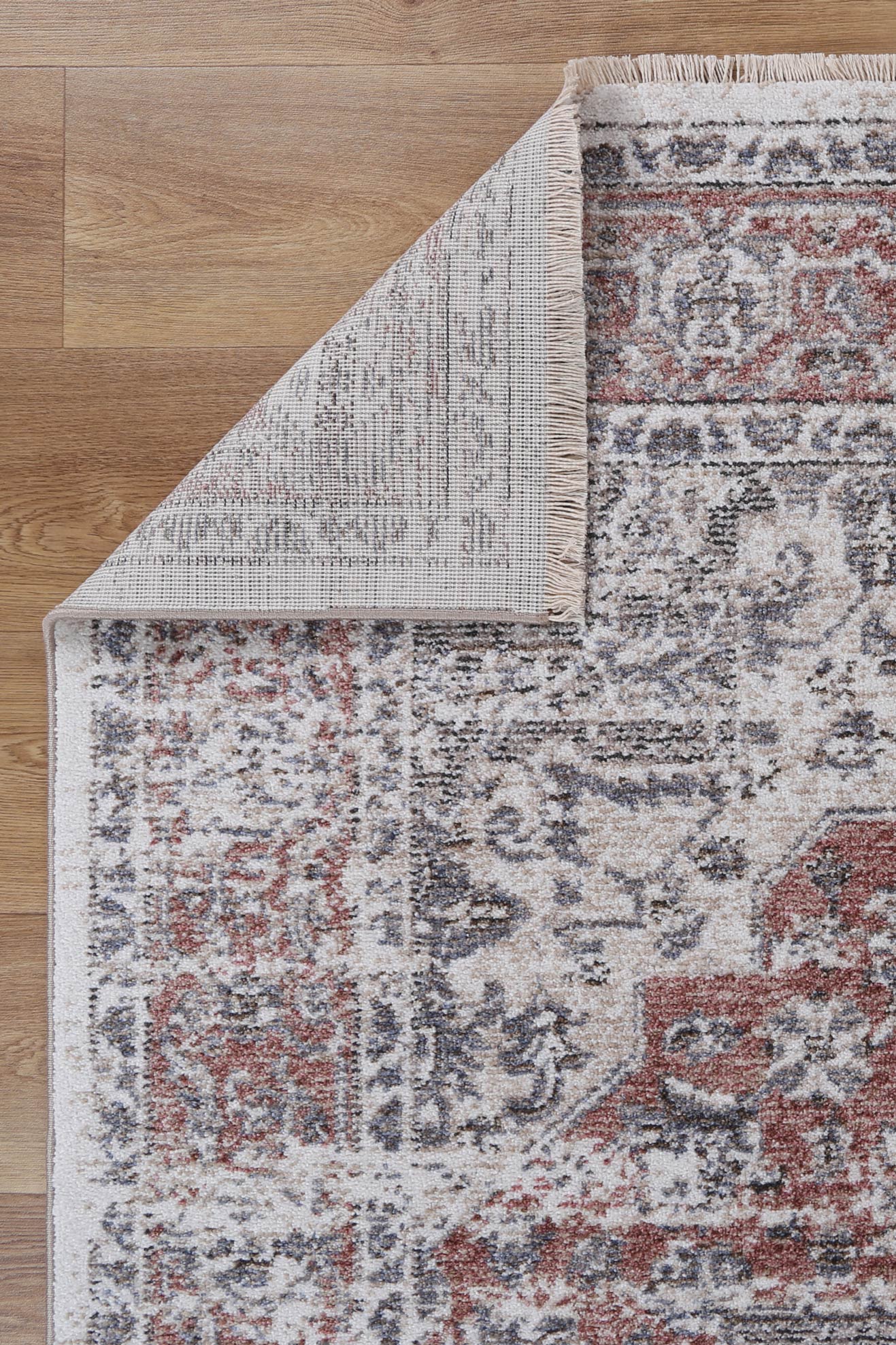 Flint Otrar Multi Traditional Soft Rug