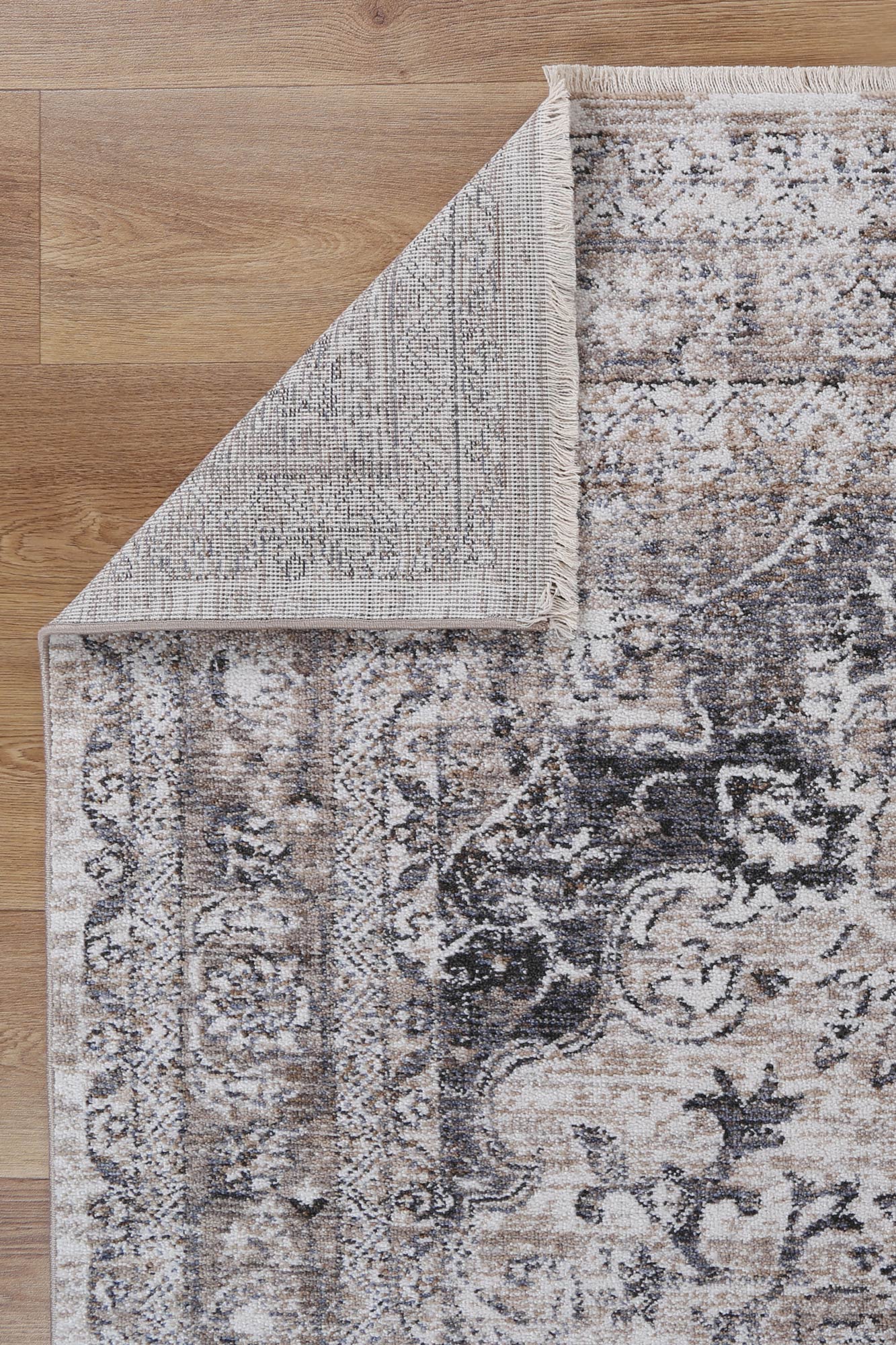 Flint Samarkad Ash Traditional Soft Rug
